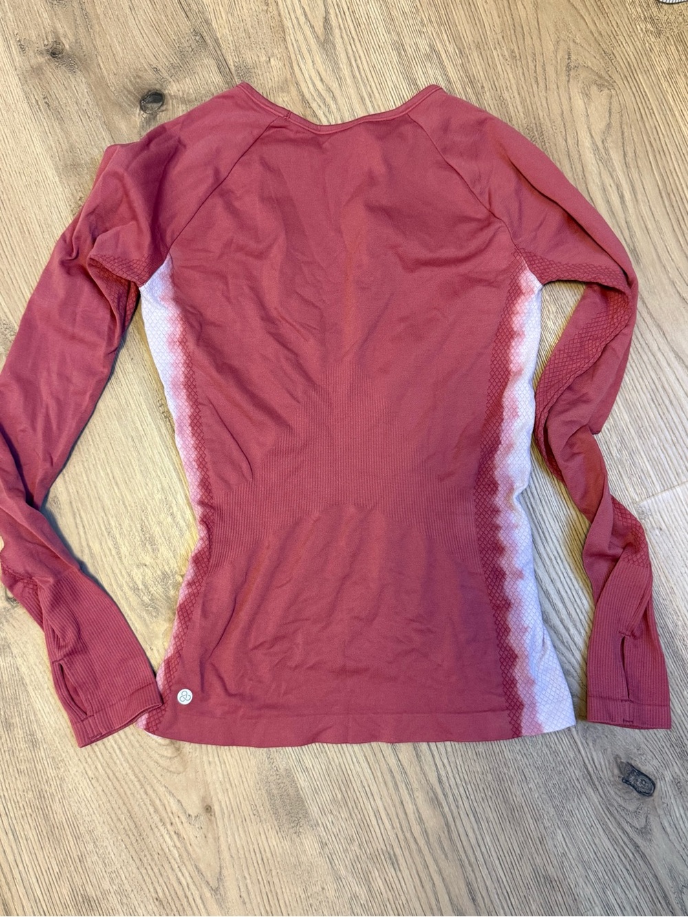 Zella Long-Sleeve Seamless Performance Top - Rose with White Panels - Picture 4 of 6